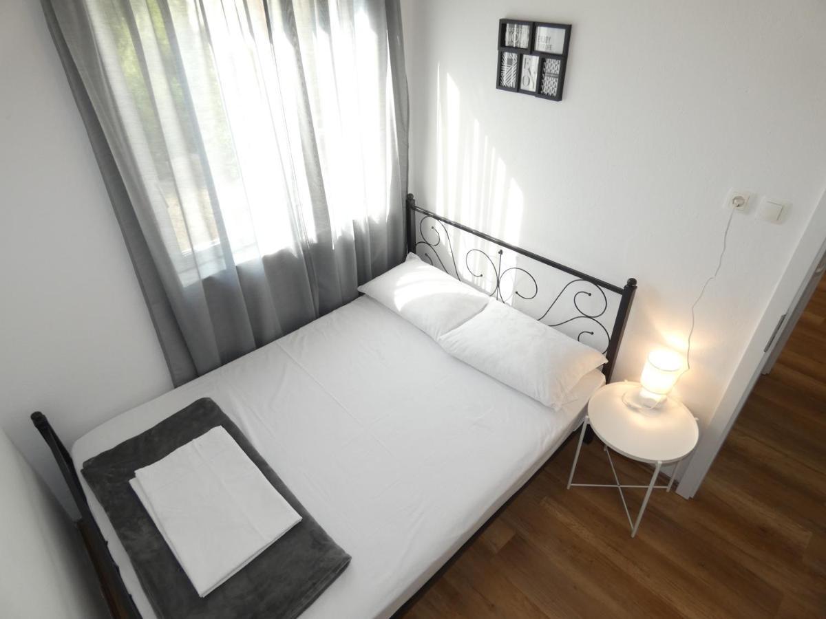 Holiday House Sia Jasenice  Extérieur photo